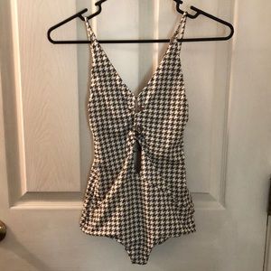 Traded- please don’t buy!  Acacia Herringbone Kokomo one piece